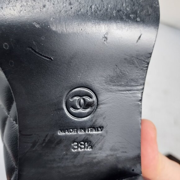 CHANEL Heart Interlocking CC Quilted Black Leather Block Heel Shoe - Picture 9 of 15